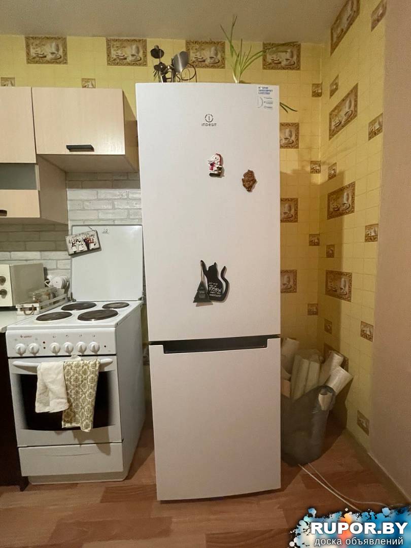 холодильник-морозильник INDESIT - 0